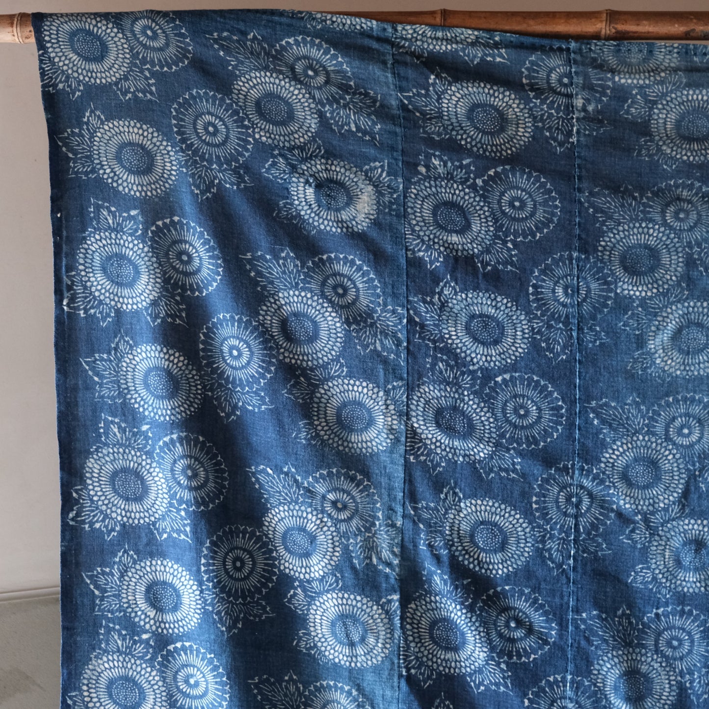 Vintage Japanese Katazome indigo chrysanthemum textile boro aizome thin cloth(b-6)