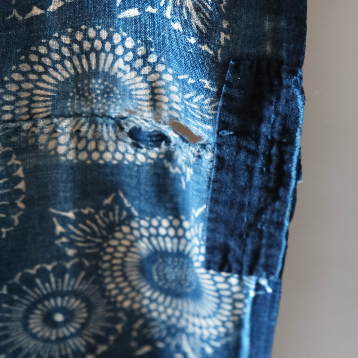 Vintage Japanese Katazome indigo chrysanthemum textile boro aizome thin cloth(b-6)