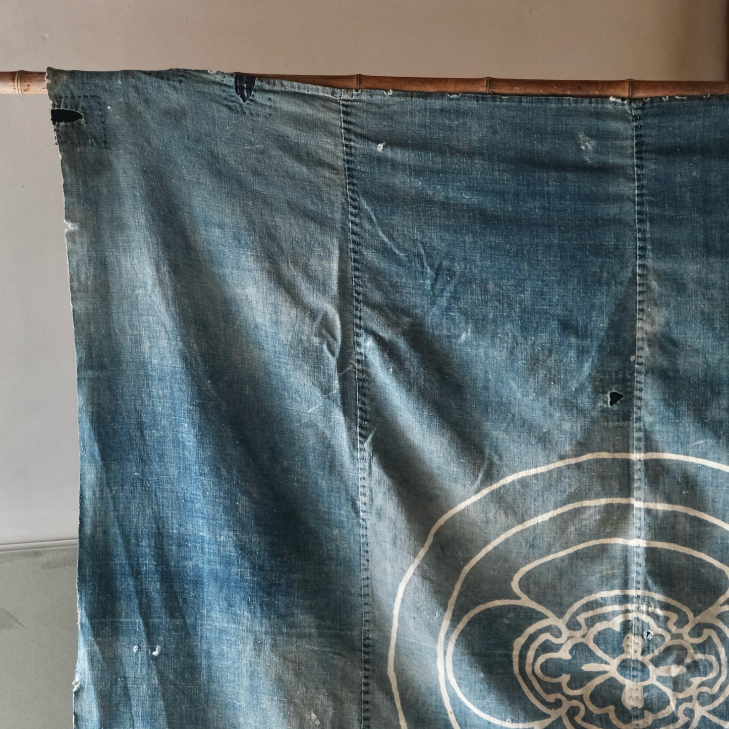 Vintage Japanese Furoshiki Boro family crest indigo dyed textile (b-1)
