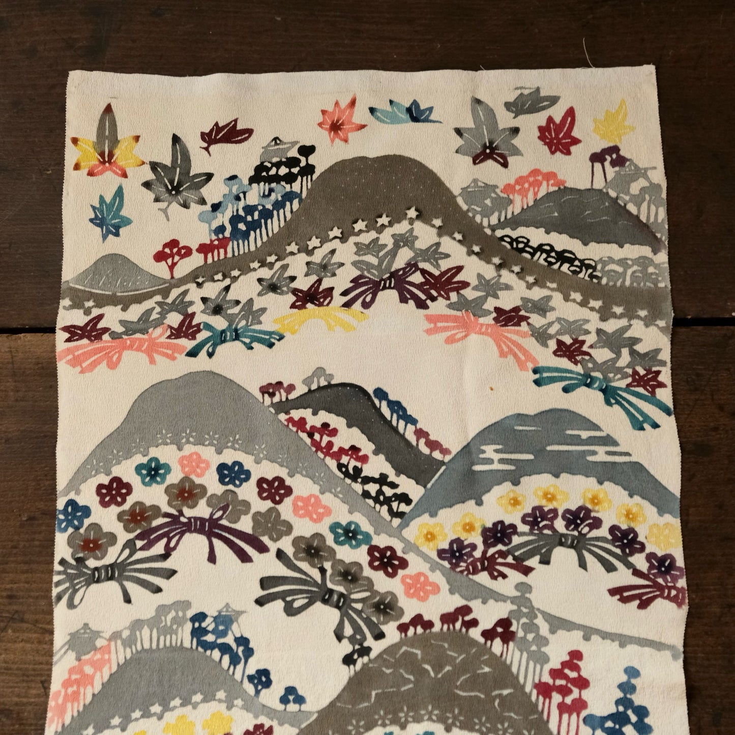 Vintage Japanese kimono silk textile Ryukyu Bingata Okinawa mountains (b-37)