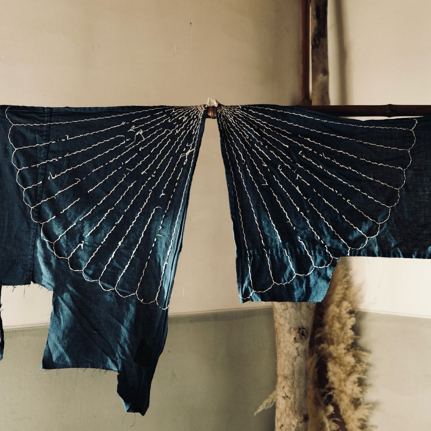 Vintage Japanese indigo-dyed Sashiko fragments 2pset
