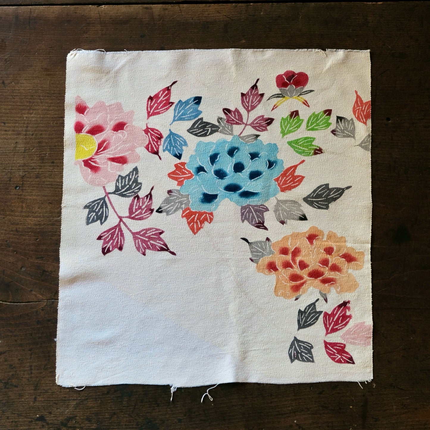 Vintage Japanese kimono silk textile Ryukyu Bingata Okinawa peony flower (b-27)