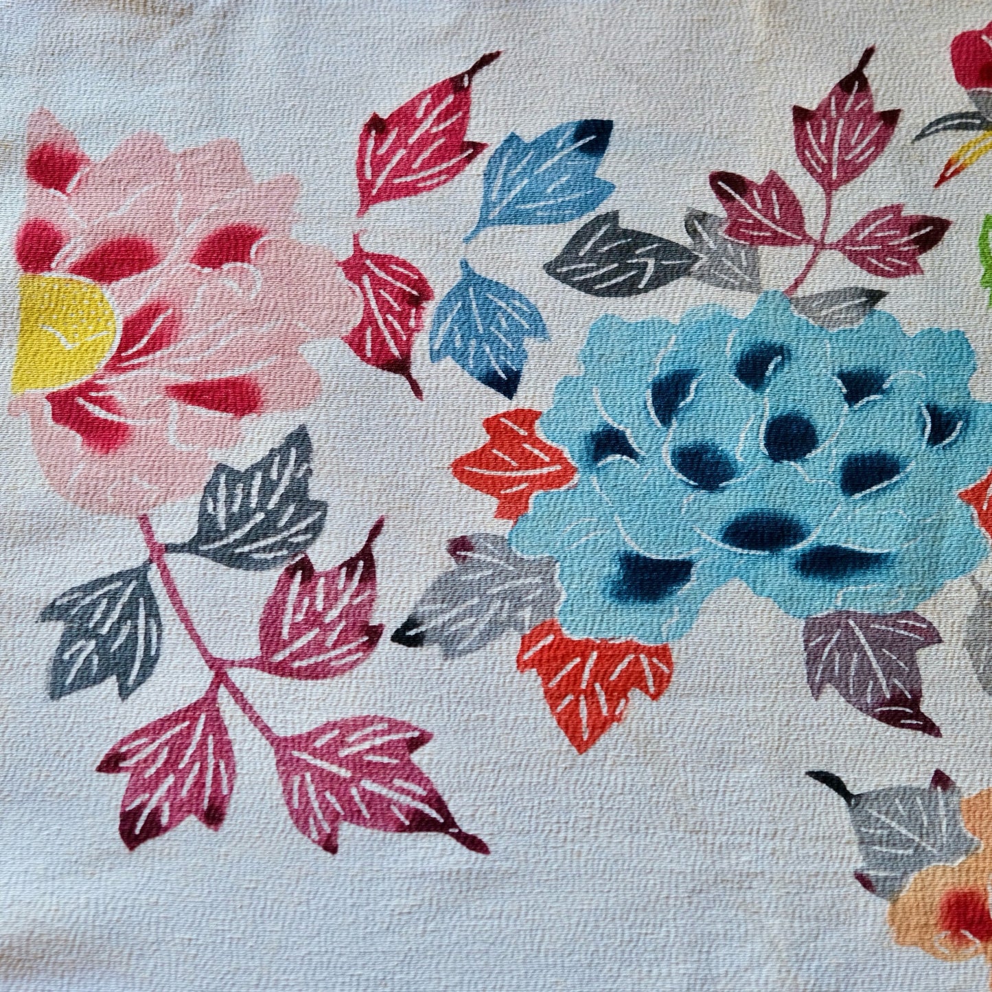 Vintage Japanese kimono silk textile Ryukyu Bingata Okinawa peony flower (b-27)