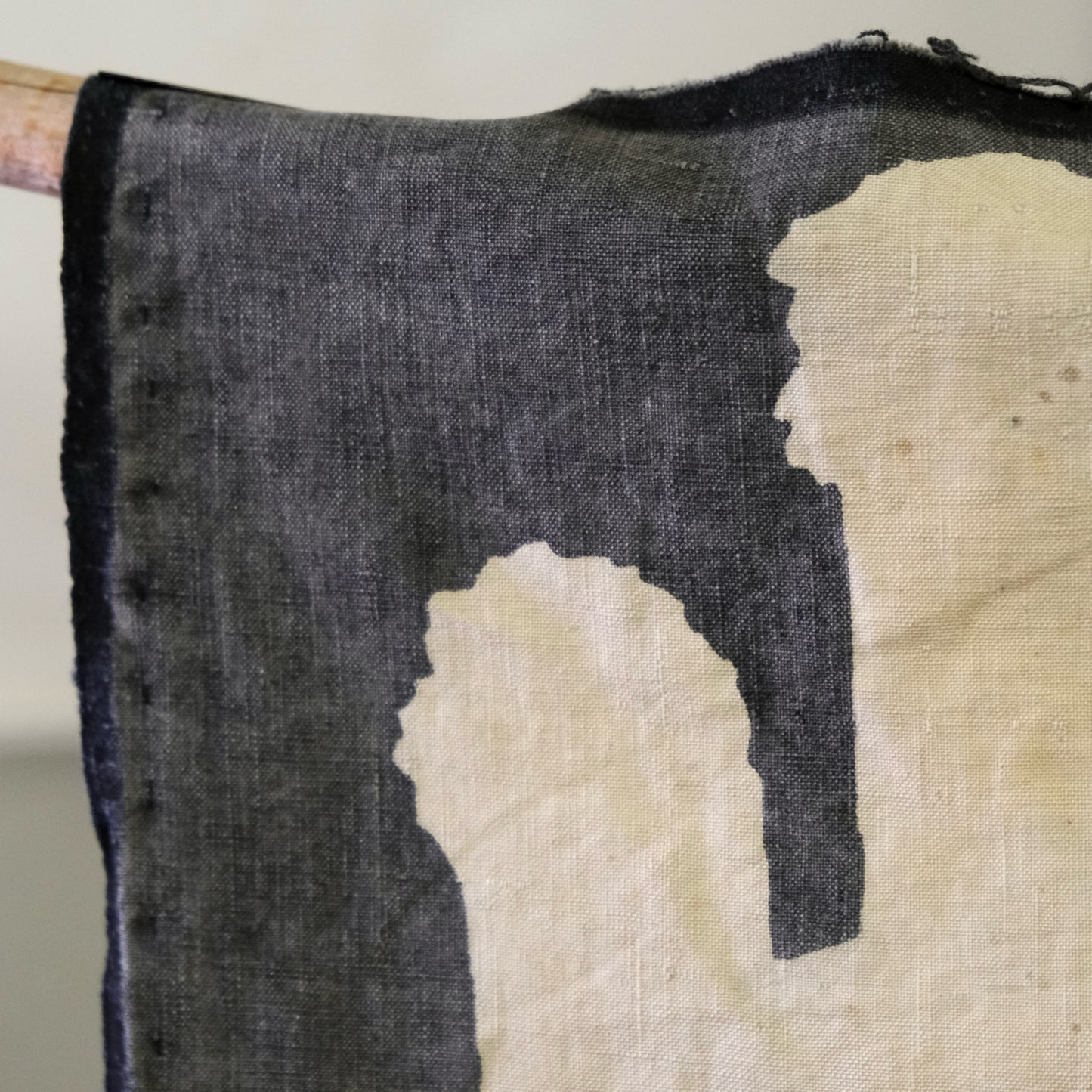 Vintage Japanese piece of cloth cotton textile tapestry(b-14)