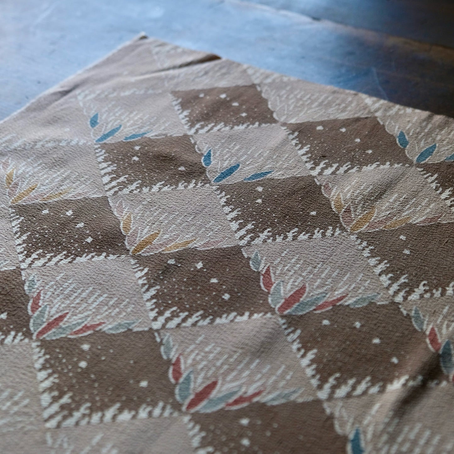 Vintage Japanese kimono silk textile ryukyu bingata okinawa Japanese bamboo-leaf brown(b-23)