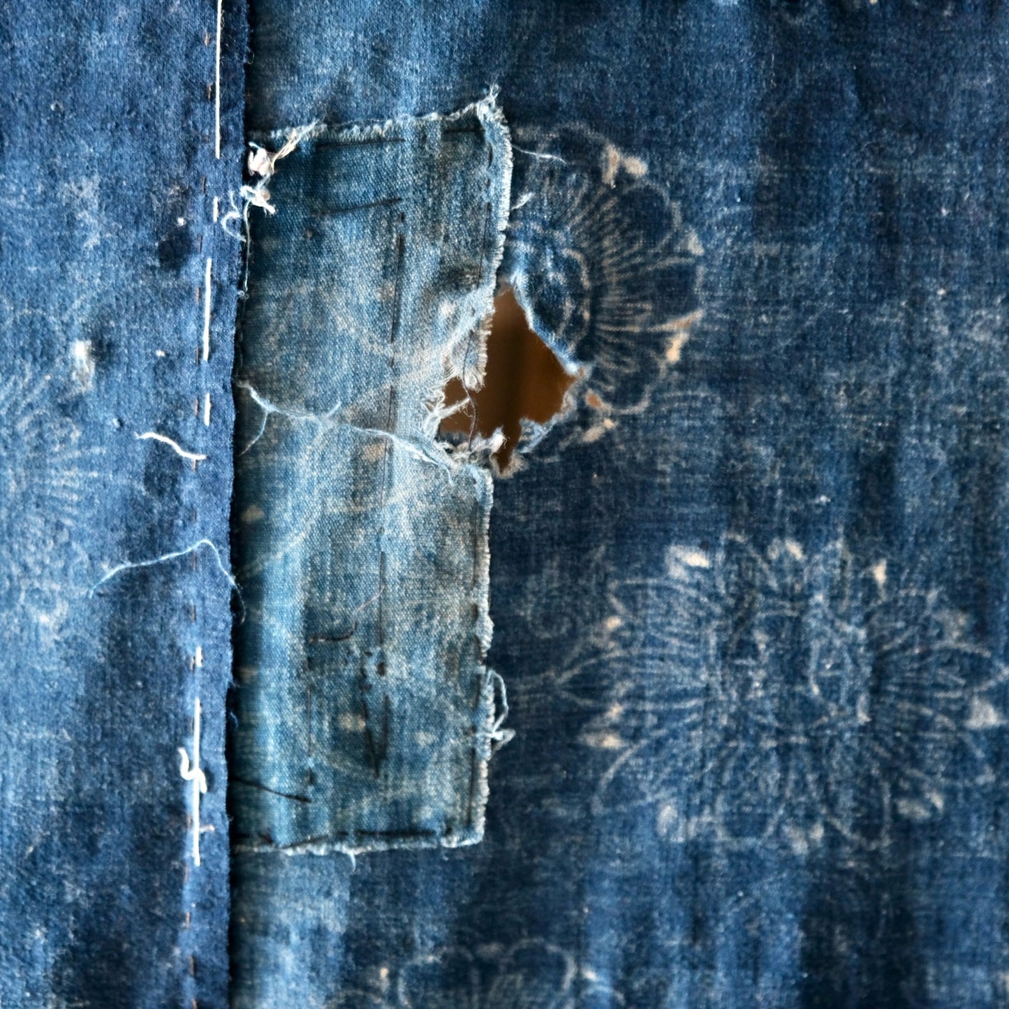 Vintage Japanese Boro Katazome Sashiko indigo-dyed textile chrysanthemum(b-5)