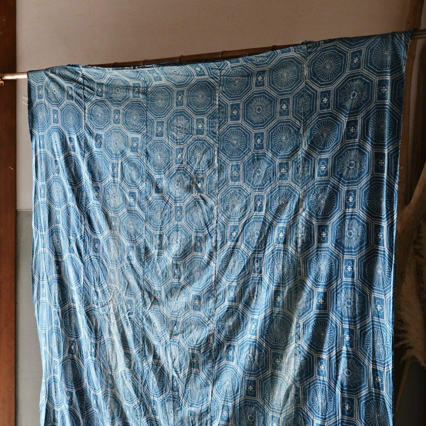 Vintage Japanese Katazome indigo chrysanthemum hexagon textile aizome cloth(b-3)