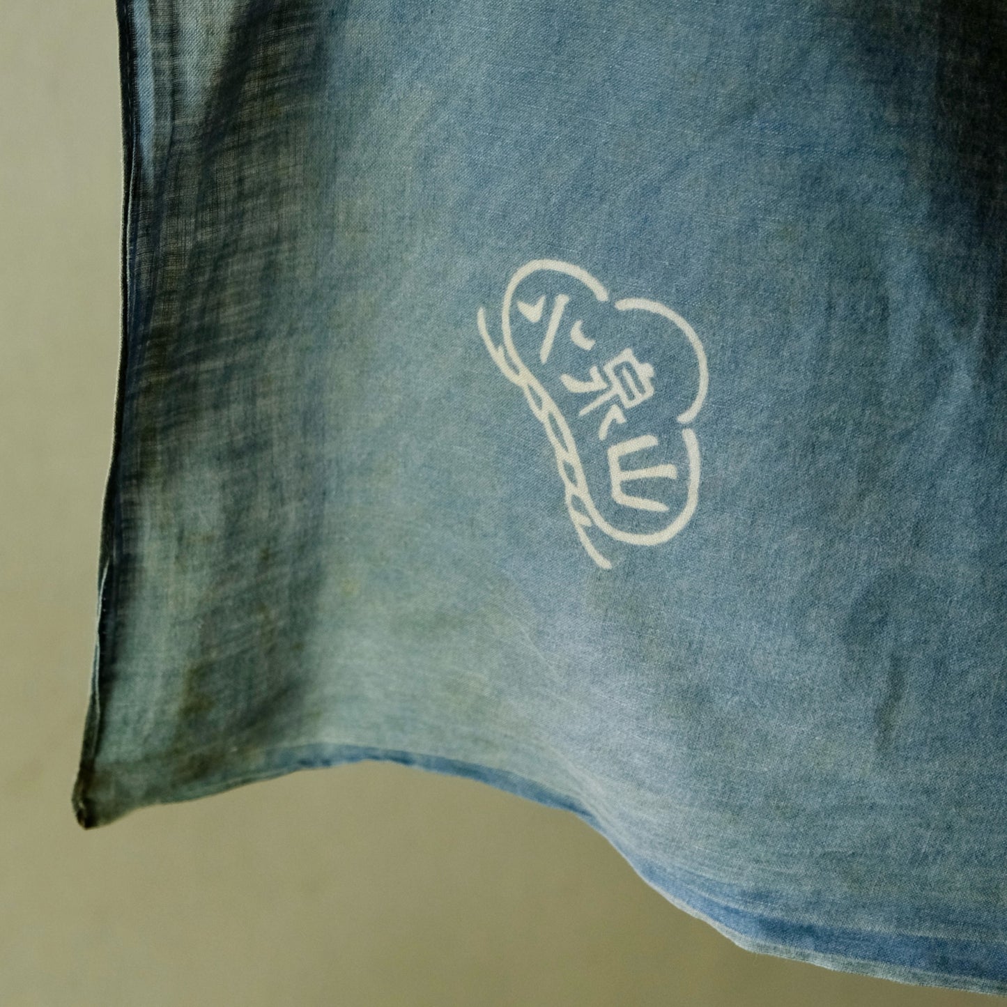 Vintage Japanese Furoshiki family crest indigo dyed cotton textile tapestry Japanese bellflower(b-52)
