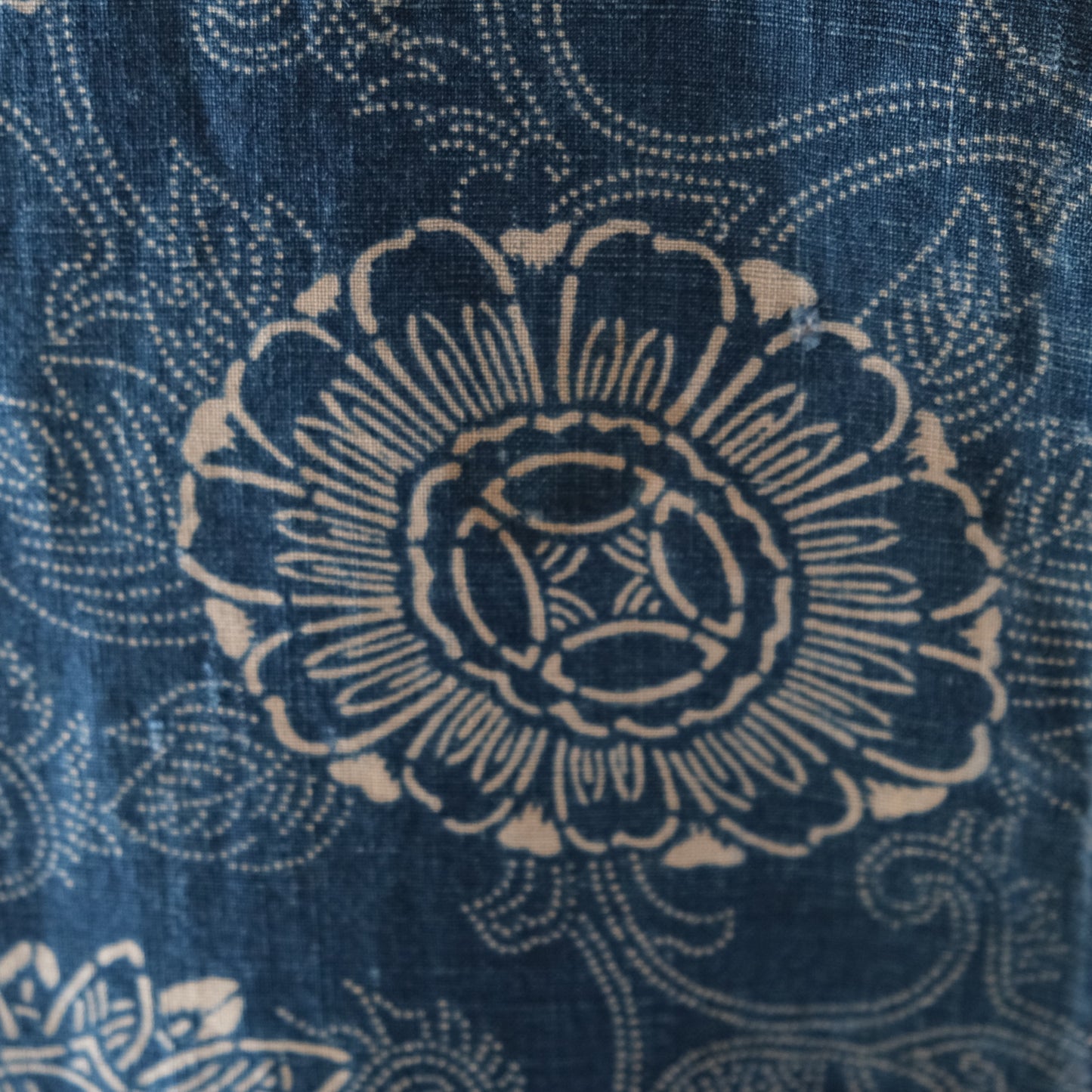 Vintage Japanese Boro Katazome Sashiko indigo-dyed textile chrysanthemum(b-5)