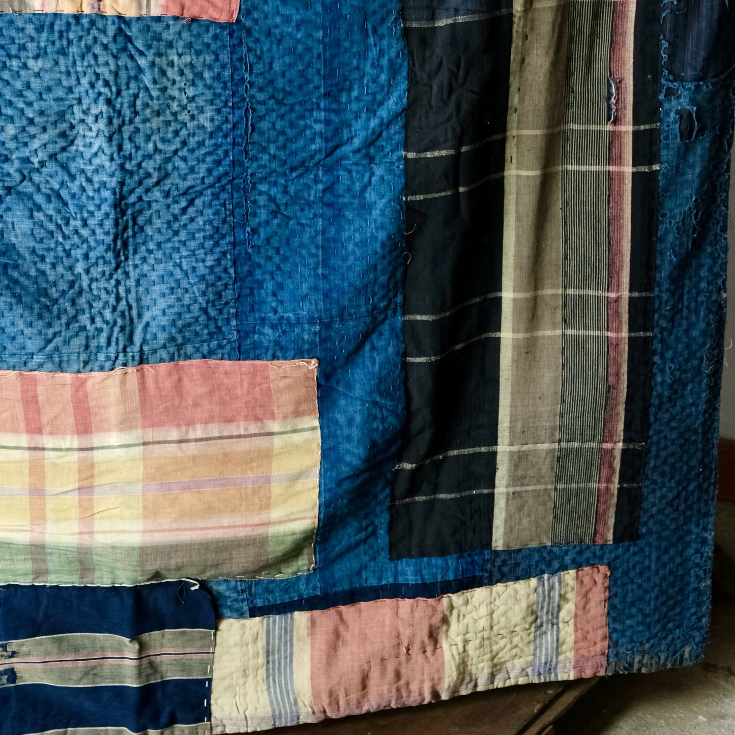 Vintage  Japanese Thick Boro Rug - Reversible Sashiko Patchwork - Wabi-Sabi "Melting" Indigo Textile Art(b-44)
