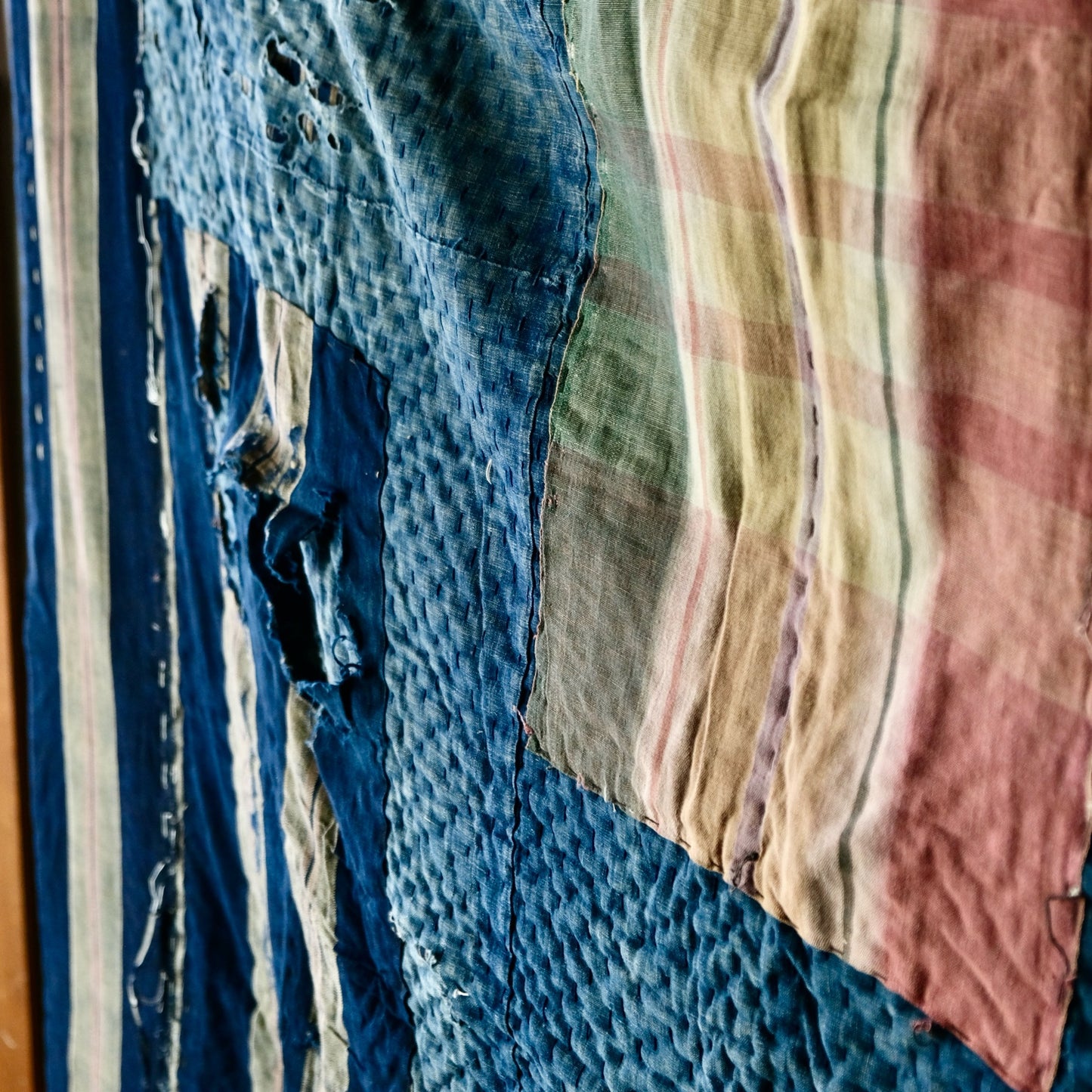 Vintage  Japanese Thick Boro Rug - Reversible Sashiko Patchwork - Wabi-Sabi "Melting" Indigo Textile Art(b-44)