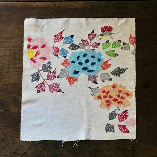 Vintage Japanese kimono silk textile Ryukyu Bingata Okinawa peony flower (b-27)