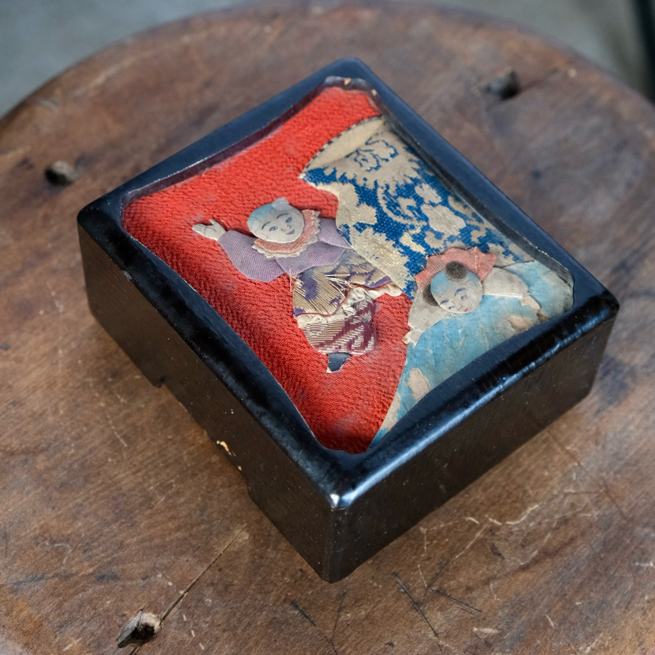 Vintage Japanese 3D box case