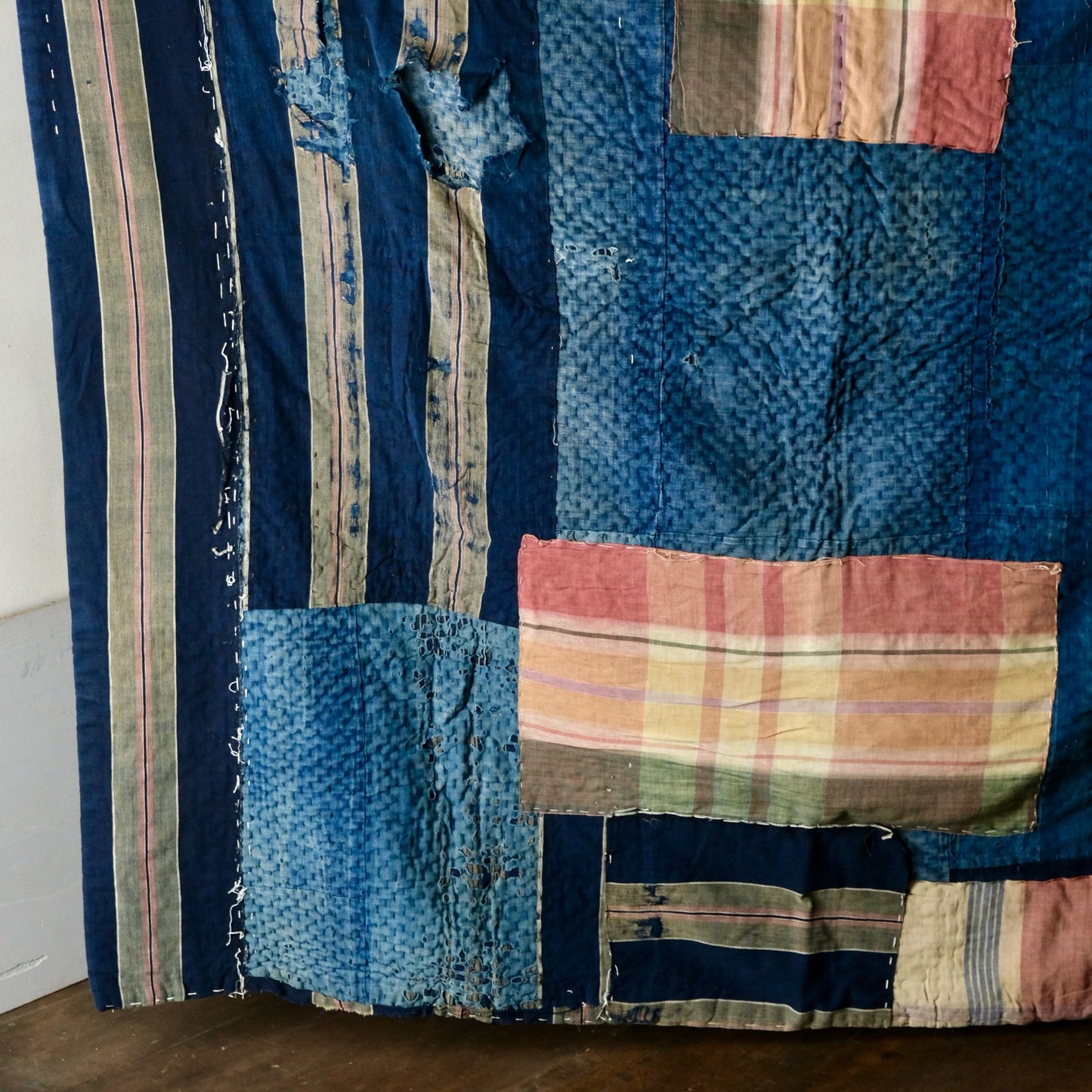 Vintage  Japanese Thick Boro Rug - Reversible Sashiko Patchwork - Wabi-Sabi "Melting" Indigo Textile Art(b-44)