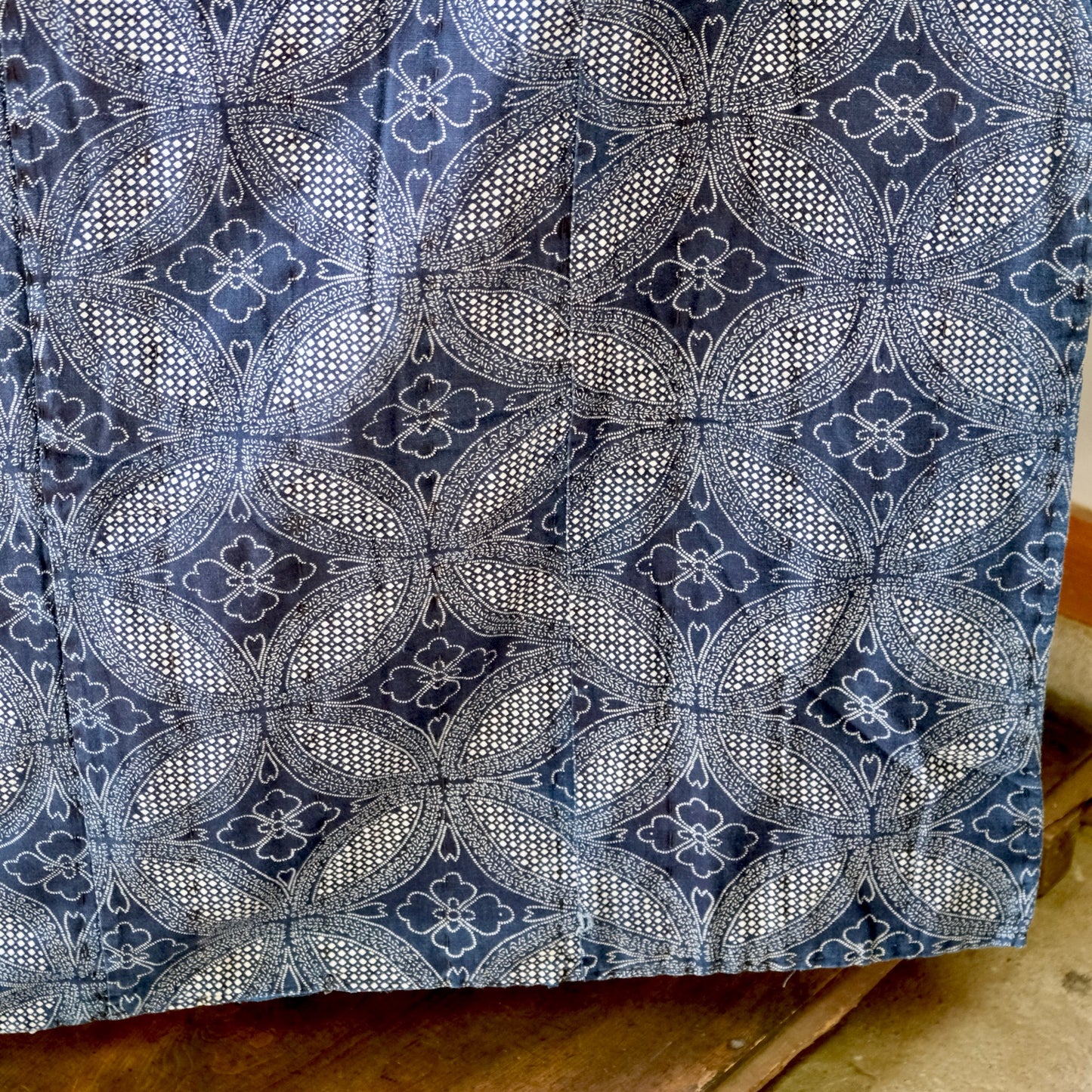 Vintage Japanese Katazome Indigo aizome Rug sashiko- Fine Geometric Pattern & Crisp White Contrast(b-48)