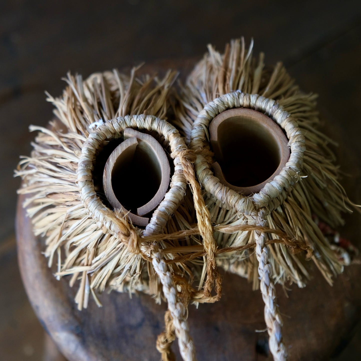 Vintage Japanese Straw Miniature Snow Boots (Yukin-ko Boots) set - Traditional Folk Craft Ornament from Ishikawa (b-60))