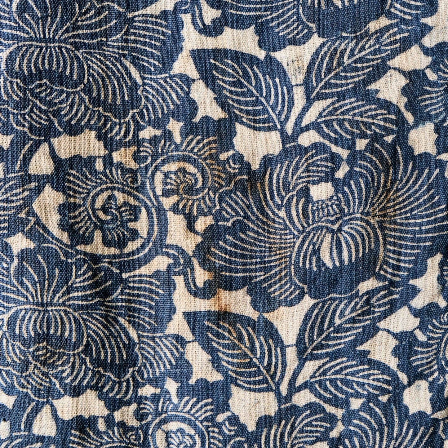 Vintage Japanese Katazome Hemp(Asa) Textile Rug(171x90cm) -Peony Motif & Crisp Indigo Dye Art Rug(b-4)