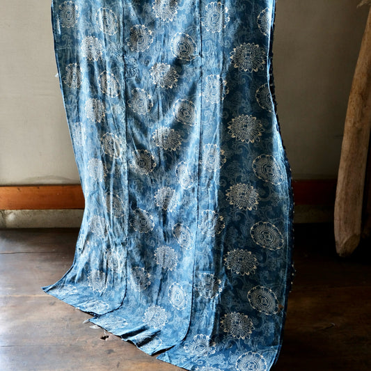 Vintage Japanese Boro Katazome Sashiko indigo-dyed textile chrysanthemum(b-5)