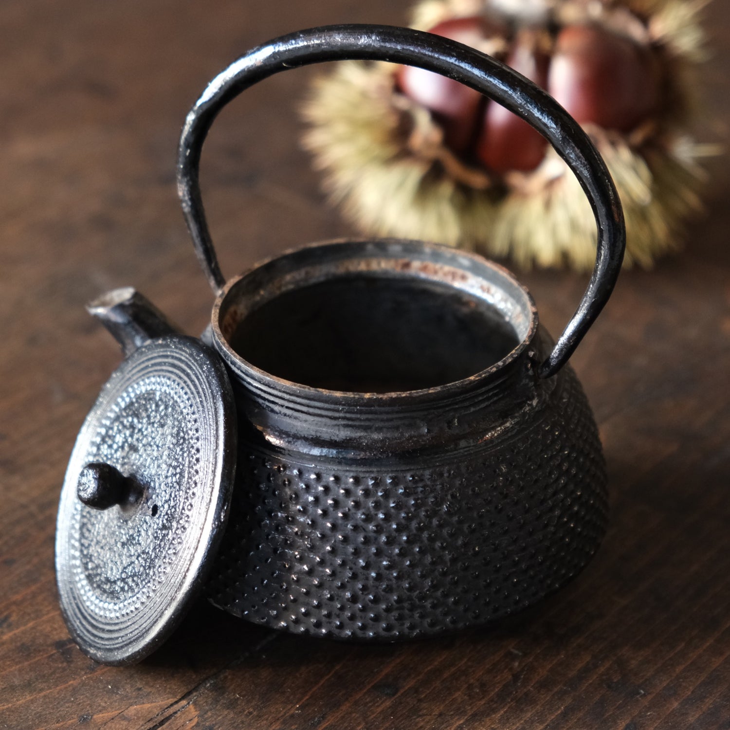 Vintage Japanese Tetsubin iron kettle small size (kotobuki) – VINTAGE BLUE  JAPAN
