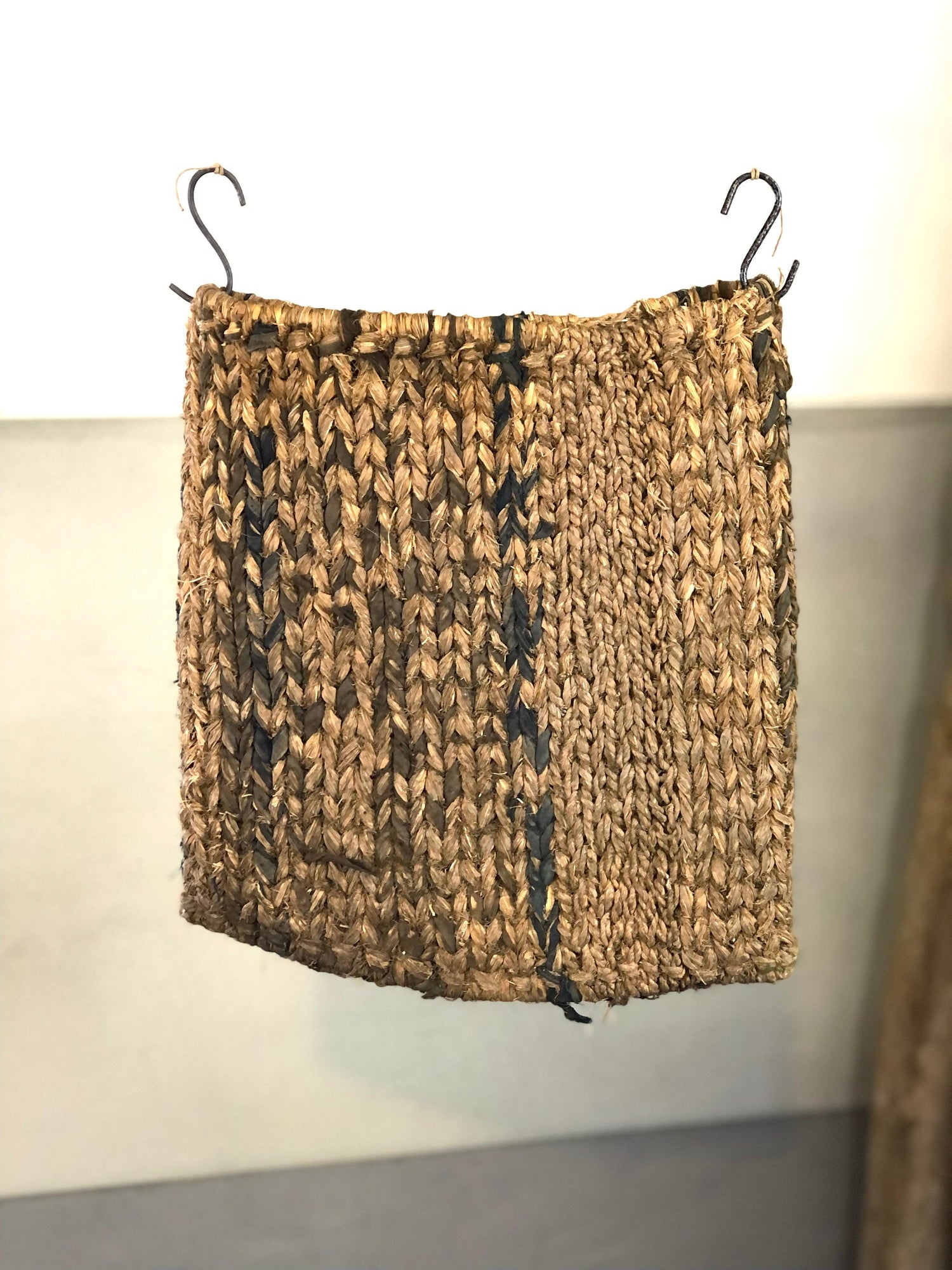 Japanese antique bag made of straw and cloth that is over 100 years old - VINTAGE BLUE JAPAN